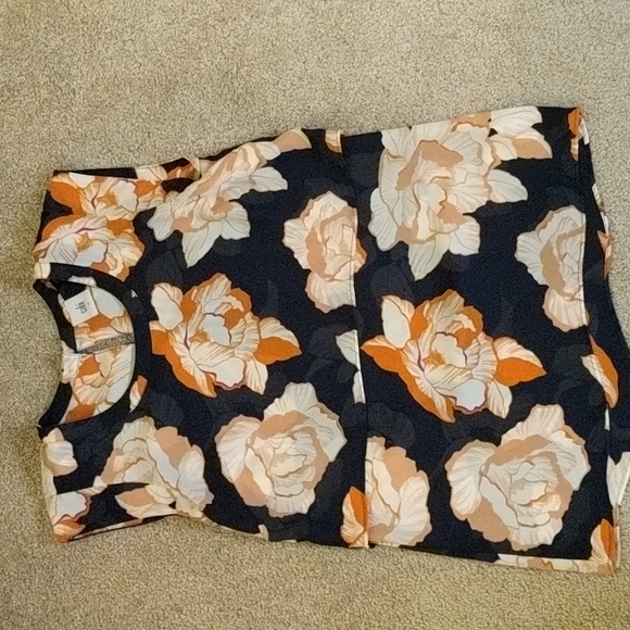 Cabi blouse - Picture 2 of 7